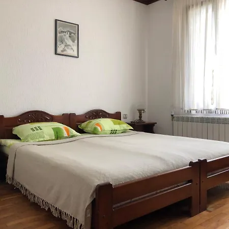 Guest house Mladenova House Zlatograd