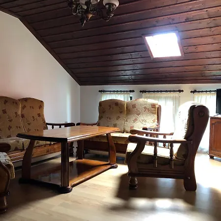 Guest house Mladenova House 3*