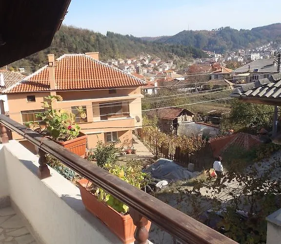 Pensionat Mladenova House 3*