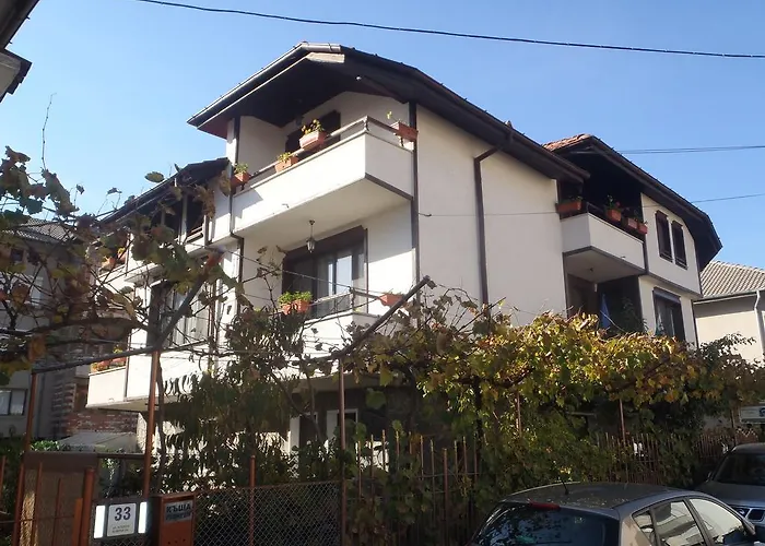 Pensionat Mladenova House